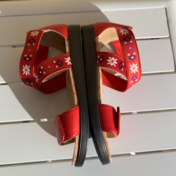 Alegria red sandals elastic straps size 10.5-11 ( European 41) - Picture 10 of 13